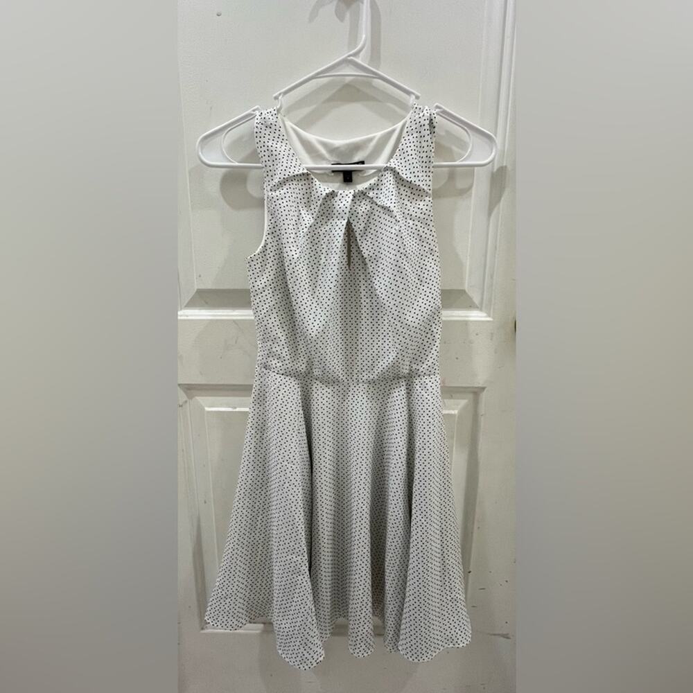Express dress white size 0 formal casual cute heat pattern
